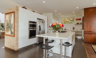 casa en venta en la calera. Cod V7487
