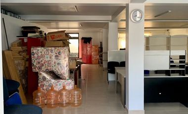 Venta o Renta de Edificio  Comercial en La Alteña II Av. Adolfo Lopez Mateos.