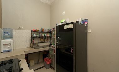 Rumah SHM Strategis 10 Mnt ke Pintu Tol Bambu Apus 1 Siap KPR J-41245