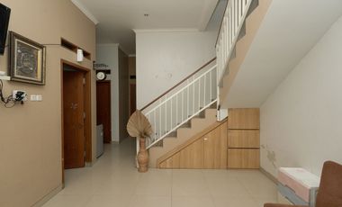 Rumah SHM Strategis 10 Mnt ke Pintu Tol Bambu Apus 1 Siap KPR J-41245