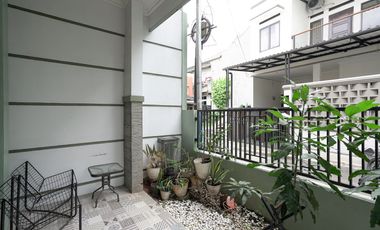 Rumah SHM Strategis 10 Mnt ke Pintu Tol Bambu Apus 1 Siap KPR J-41245