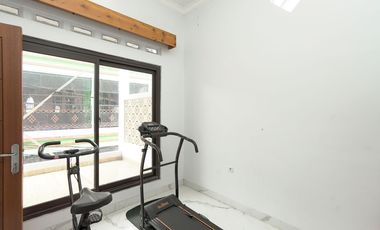 Rumah SHM Strategis 10 Mnt ke Pintu Tol Bambu Apus 1 Siap KPR J-41245