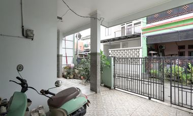 Rumah SHM Strategis 10 Mnt ke Pintu Tol Bambu Apus 1 Siap KPR J-41245