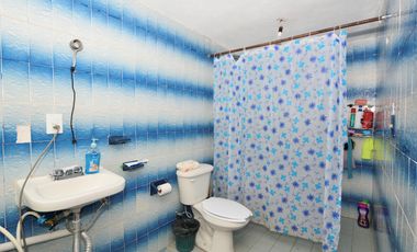 Casa en Venta Minas Palacio. Muy Amplia, con 2 Locales Comerciales