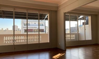 Alquiler Venta. Buenos Aires. CABA: Departamento SEMIPISO REMODELADO 4 dormitorios