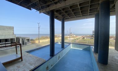 apartamento en arriendo/venta en punta roca. Cod A89144