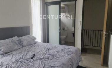 Disewakan Rumah Cantik 2 Lantai Di Kawasan Strategis BSD City.