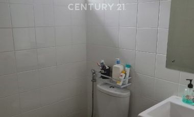 Disewakan Rumah Cantik 2 Lantai Di Kawasan Strategis BSD City.