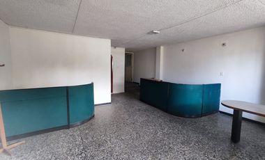 edificio en arriendo en normandía. Cod A12506