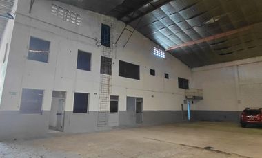 bodega en arriendo en via 40. Cod A1025