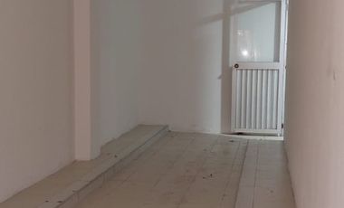 bodega en arriendo en via 40. Cod A1025