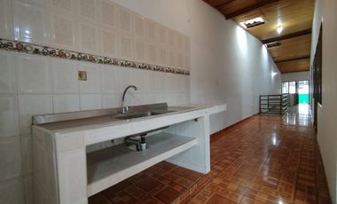 casa en venta en belalcázar. Cod V117914