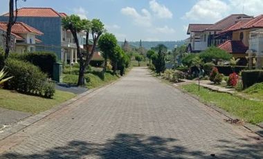 Dijual Cepat Villa Puncak Resort Siap Huni dan Fully Furnished di Cianjur Jawa Barat