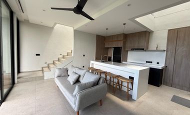 Brand New Modern Villa with Rice Field View For Sale in Canggu