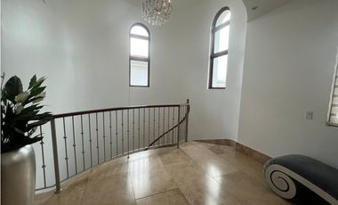 Venta de casa en Santa María, Fairway Estates