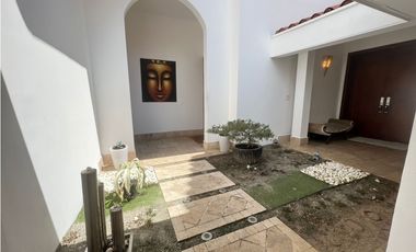 Venta de casa en Santa María, Fairway Estates