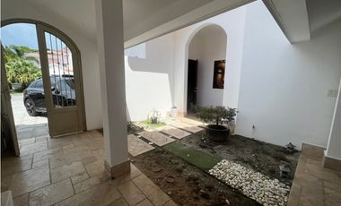 Venta de casa en Santa María, Fairway Estates