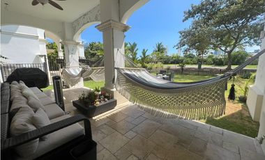 Venta de casa en Santa María, Fairway Estates