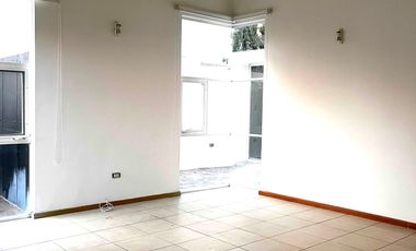 CASA EN VENTA DE. UNA PLANTA EN COTO AL NORTE AGUASCALIENTES