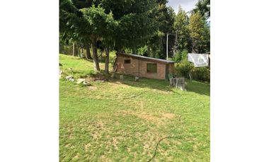 EN VENTA EXCELENTE CHACRA DE 2 HA CON 2 CASAS, 2 DPTOS Y QUINCHO CH143