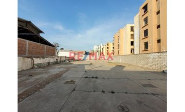 Alquiler De Terreno Comercial En Avenida Túpac Amaru – 901.16 M² En Zona Estratégica
