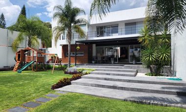 venta casa en juriquilla 5 recamaras precio de oportunidad