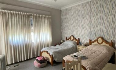 Chalet en venta en Bernal Centro