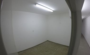 EXCELENTE LOCAL DE 550 M2, SOBRE AVENIDA ARIETA - VILLA LUZURIAGA