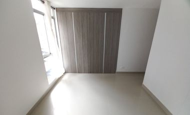 apartamento en arriendo en c.r calatay piso 6. Cod A13741