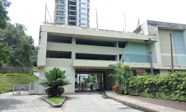apartamento en arriendo en c.r calatay piso 6. Cod A13741