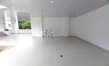 apartamento en arriendo en c.r calatay piso 6. Cod A13741