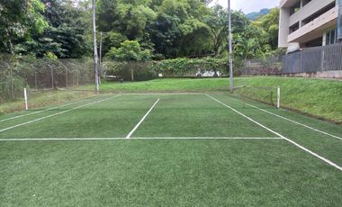 apartamento en arriendo en c.r calatay piso 6. Cod A13741