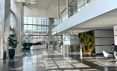 ARRIENDO OFICINA PLANTA LIBRE COSTANERA CENTER
