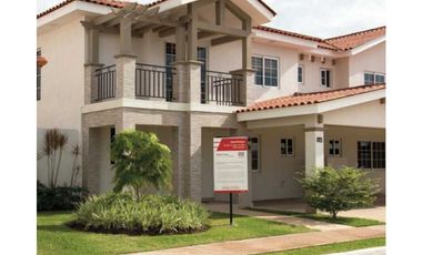 CASAS A ESTRENAR EN RESERVAS DE VERSALLES