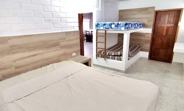 Punta Blanca, casa con vista al mar y en condominio privado, en alquiler.