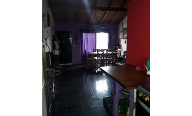 DOS VIVIENDAS  EN VENTA EN ITUZAINGO NORTE