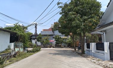 Rumah 1 Lt Terawat Dekat Gerbang Tol Jatiwarna 1 Hadap Timur J-38100