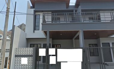 Rumah 1 Lt Terawat Dekat Gerbang Tol Jatiwarna 1 Hadap Timur J-38100