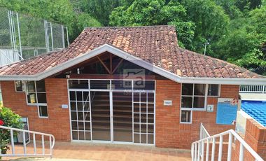 COD. 6343 - SE ARRIENDA CASA - BARRIO: PALMERAS DEL CACIQUE