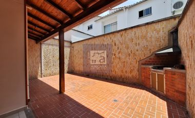 COD. 6343 - SE ARRIENDA CASA - BARRIO: PALMERAS DEL CACIQUE