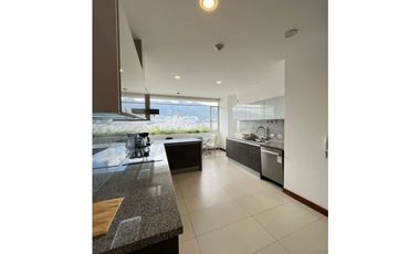 Departamento en renta (Penthouse), sector González Suárez