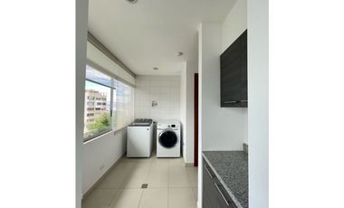 Departamento en renta (Penthouse), sector González Suárez