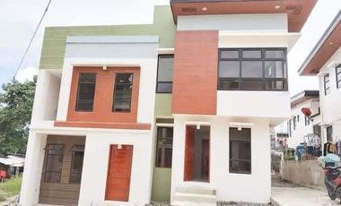 4 Bedroom Duplex House for Sale in Casuntingan, Mandaue City