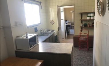 3 ambientes con dep. Falucho al 2000