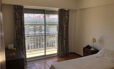 3 ambientes con dep. Falucho al 2000