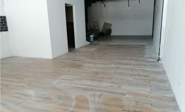 SE ALQUILA LOCAL COMERCIAL 90MTS EN COSTA DEL ESTE