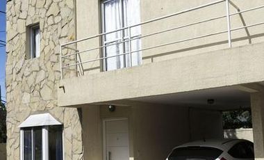 Excelente dúplex a la venta en el centro de Canning