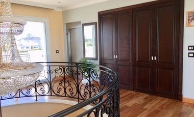 IMPONENTE CHALET DE GRAN CATEGORIA EN VENTA