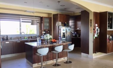 IMPONENTE CHALET DE GRAN CATEGORIA EN VENTA