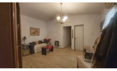 CASA · VENTA · CEMENTISTA 2 · 4 DORMITORIOS · MENDOZA